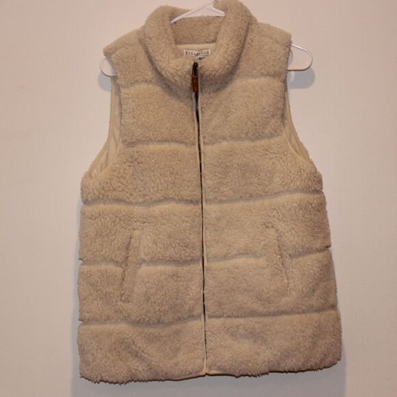 P.J.SALVAGE Ivory Cozy Cuddlers Vest  Women Size Medium - Picture 2 of 8